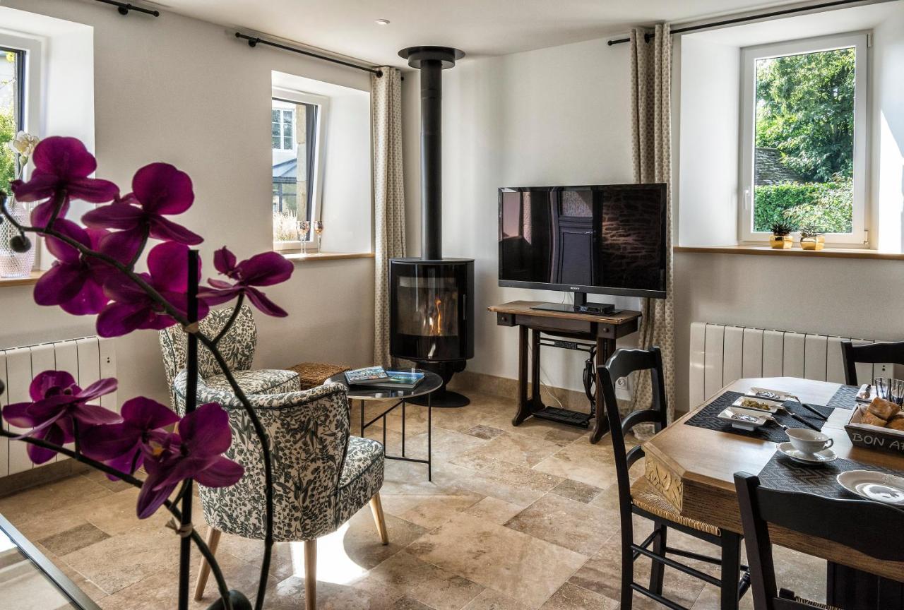 Au Fil De L'Eau Bed & Breakfast Le Vast Dış mekan fotoğraf